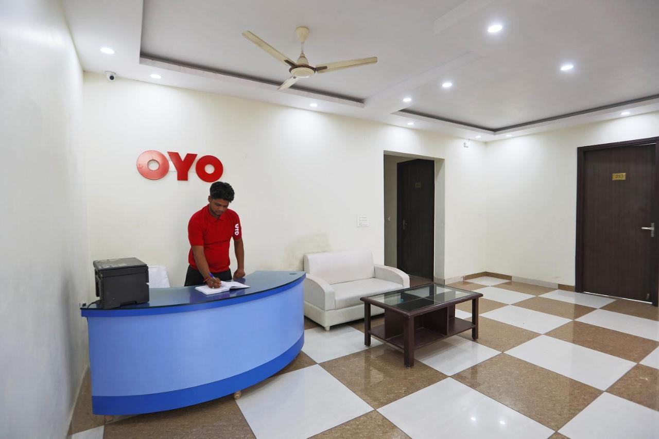 Oyo 48501 Dayal Regency Hotell Hapur Eksteriør bilde